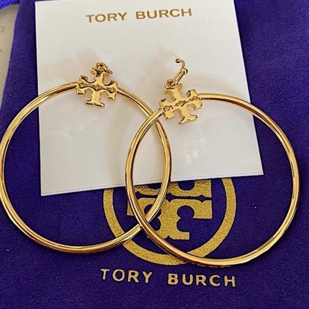 💯💯💯Brand New Tory Stacked T Golden hoop earrings.